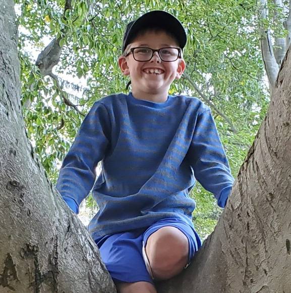 Profile Picture of Danielle Malinowski (@danielle_1726) on Poshmark