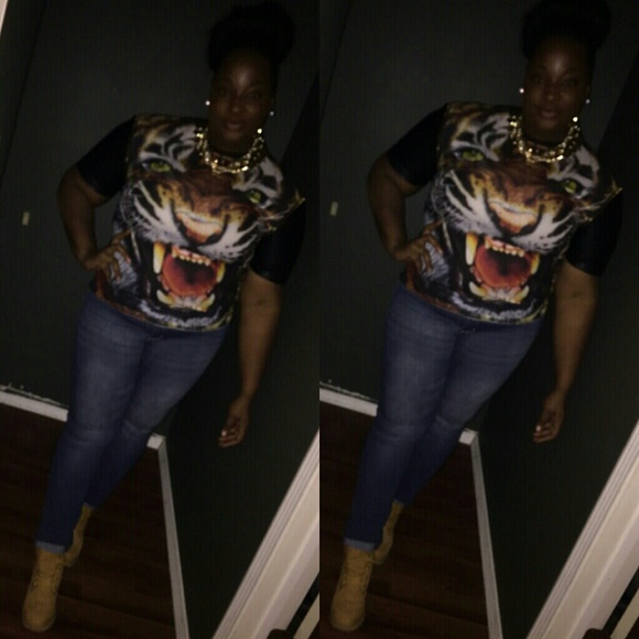 Profile Picture of Briana Witter (@breealexis7) on Poshmark