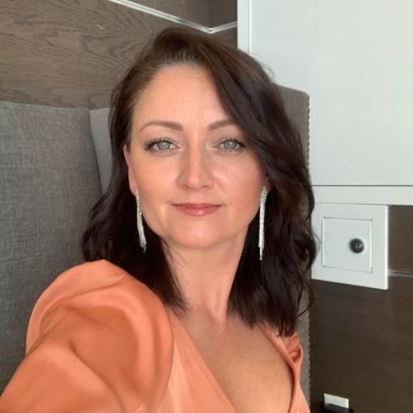 Profile Picture of Jurga Jurgita (@jurgitasaul) on Poshmark