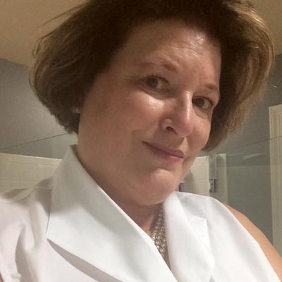 Profile Picture of Christine Cowart (@CowartChristine) on Twitter