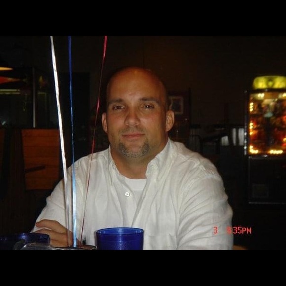 Profile Picture of William Hand (@whand) on Poshmark