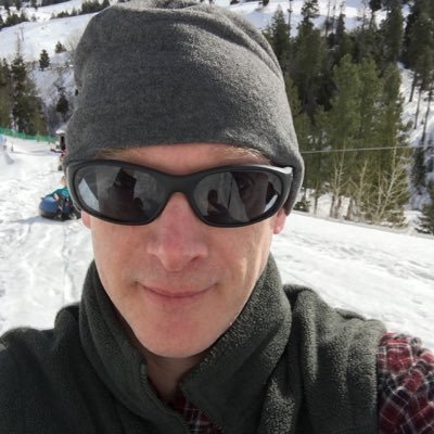 Profile Picture of Eric Hilburn (@tarnwood1) on Twitter