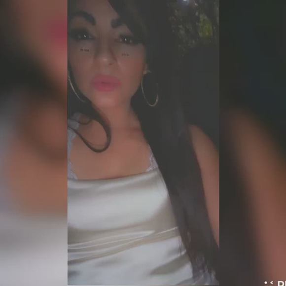 Profile Picture of Roxanne Ayala (@roxanneayala) on Poshmark