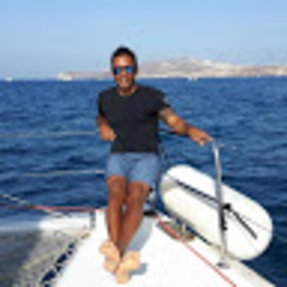 Profile Picture of William Buchillon dueñas (@wbd79) on Poshmark