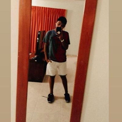 Profile Picture of Oscar Zegarra (@Oscar_ZSal) on Twitter