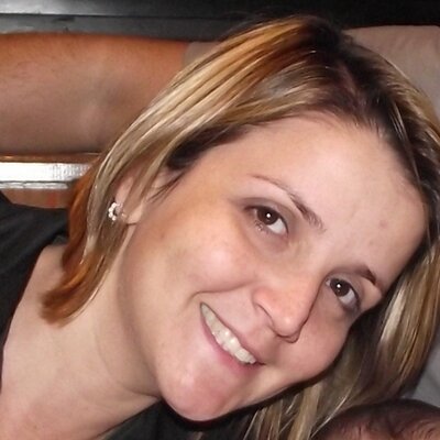 Profile Picture of Flávia Mattos (@flaviamattos_) on Twitter