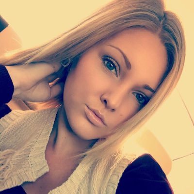Profile Picture of Savannah Phillips (@savphillips13) on Twitter