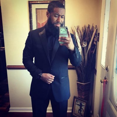 Profile Picture of Sir Trippington (@tripp_on_deeze) on Twitter