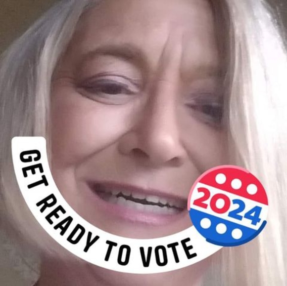 Profile Picture of Kerry Baggerley (@kbaggerley) on Poshmark