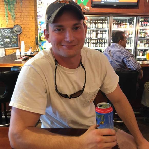 Profile Picture of Sam Ponte (@samponte45) on Poshmark