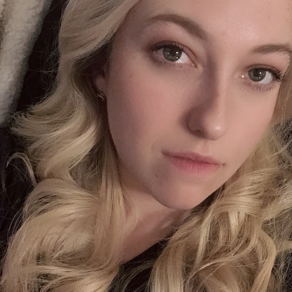 Profile Picture of Brittney Stevenson (@lolitsbrittxp) on Poshmark