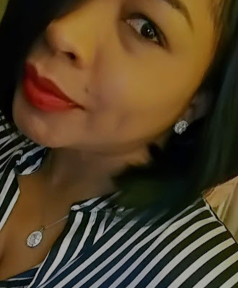 Profile Picture of Alicia Reid (@aliciareid095) on Poshmark