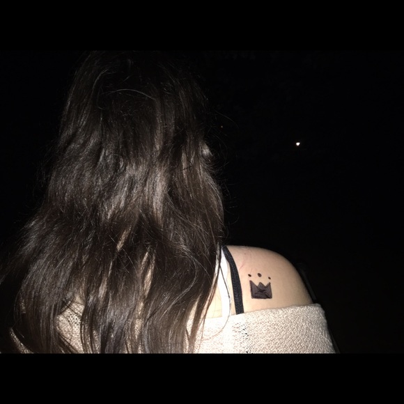 Profile Picture of Laine Zetoff (@laineyz) on Poshmark