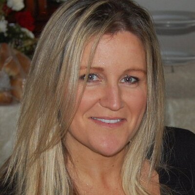 Profile Picture of Jennifer Bartolo (@jbartolo17) on Twitter