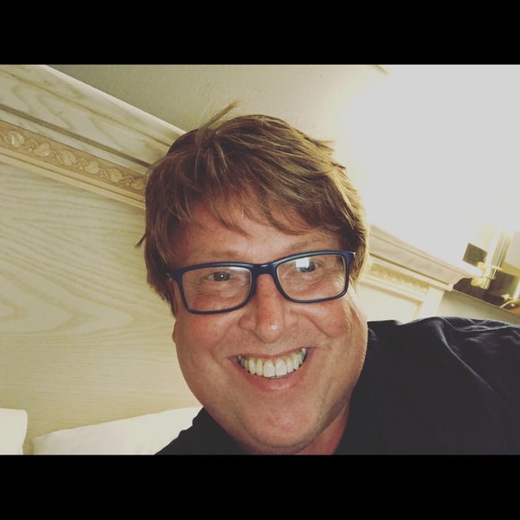 Profile Picture of Roy Grenade (@roy31023) on Poshmark