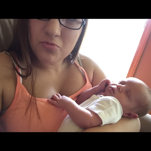 Profile Picture of Kennedy Lamarche (@kennlamarche) on Poshmark