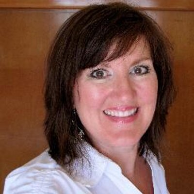 Profile Picture of Elizabeth Braswell (@ElizabethBraswe) on Twitter