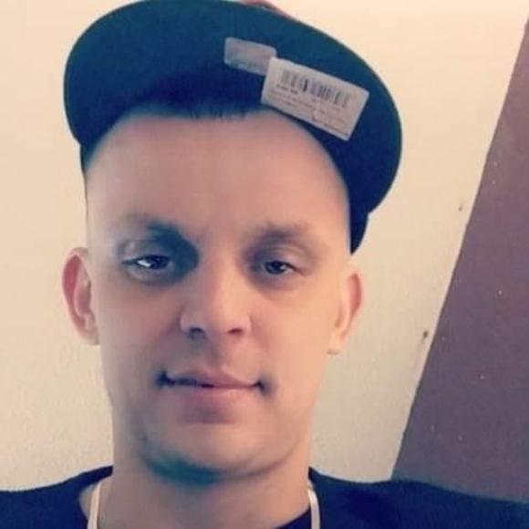 Profile Picture of Raymond Hines (@hinesrudy2319) on Poshmark