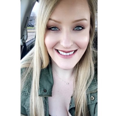 Profile Picture of Lindsey Morris (@lnflynn) on Twitter