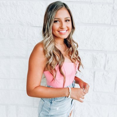 Profile Picture of Avery Cruz (@AveryCruz_) on Twitter