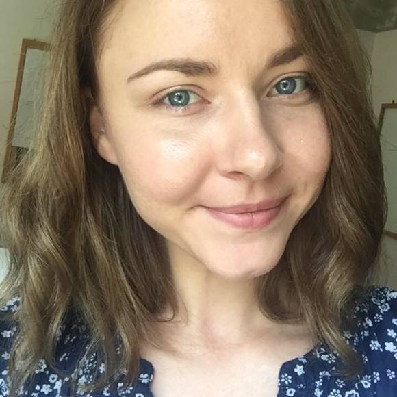 Profile Picture of Alyona Vlasova (@alyonavlasova) on Poshmark