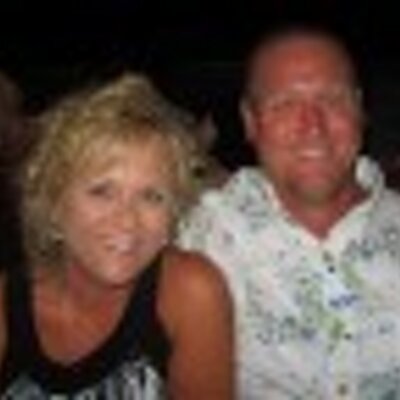 Profile Picture of John Trussellon Twitter