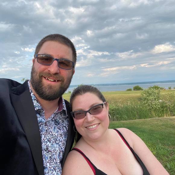 Profile Picture of Tim Atton (@timmyatton) on Poshmark