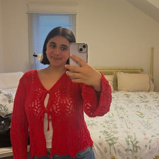 Profile Picture of Emma Perlstein (@emmaperlstein) on Instagram