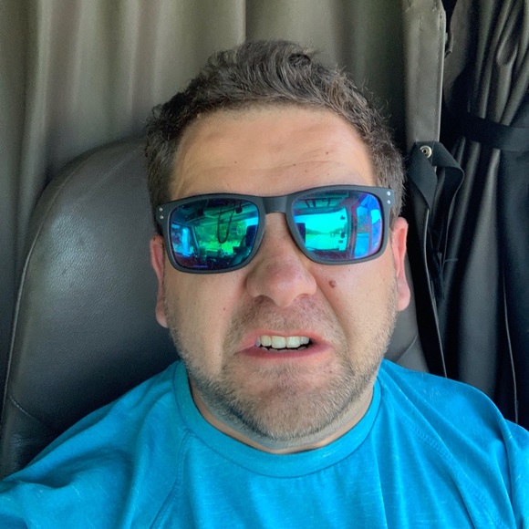 Profile Picture of Jacob Spencer (@jakre90) on Poshmark