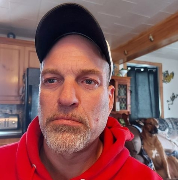 Profile Picture of Daniel Labrie (@daniellabrie187) on Poshmark