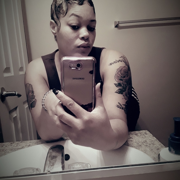 Profile Picture of Ty Hardimon (@tyeast30) on Poshmark