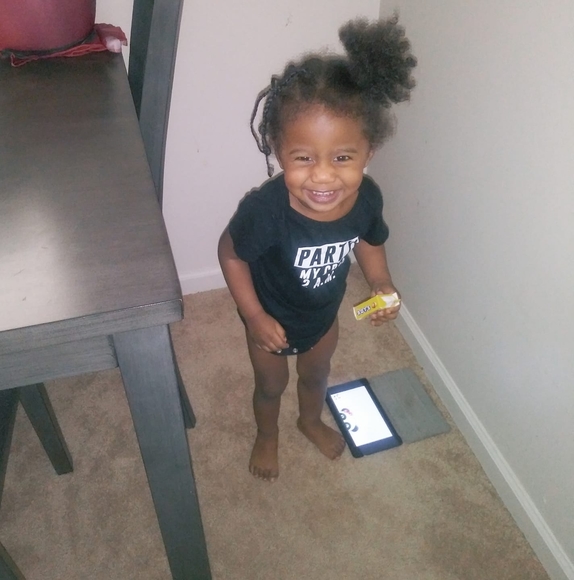 Profile Picture of Adrienne Wright (@adrienned0826) on Poshmark