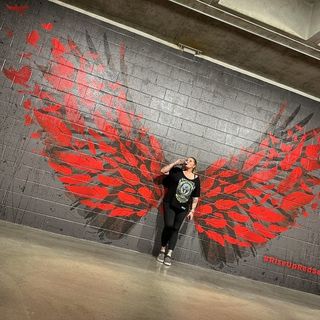 Profile Picture of Julie (@julie_lollar) on Instagram