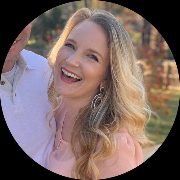 Profile Picture of Jessica Duerr (@jpd2019) on Poshmark