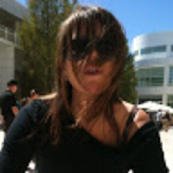 Profile Picture of Cheryl Beychok (@cbeychok) on Poshmark