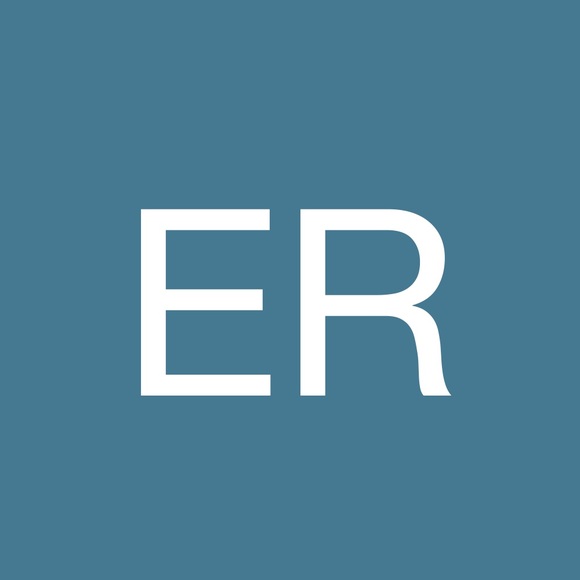 Profile Picture of Erica Ricks (@renyata) on Poshmark