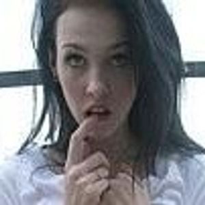 Profile Picture of Penelope Miller (@i_found_religion_in_a_pil) on Myspace