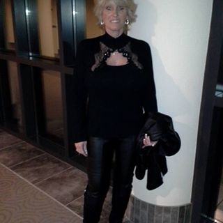 Profile Picture of Debra Decker (Debbie Booker) (@debra.decker.52) on Facebook