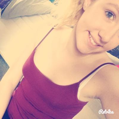 Profile Picture of Abbie Cooper (@__abbey_x) on Twitter