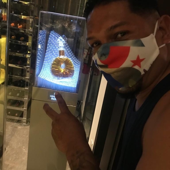 Profile Picture of Julio Diaz (@julio741) on Poshmark