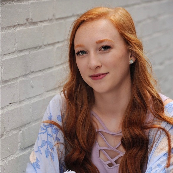 Profile Picture of Danielle Piper (@dani_piper5) on Poshmark