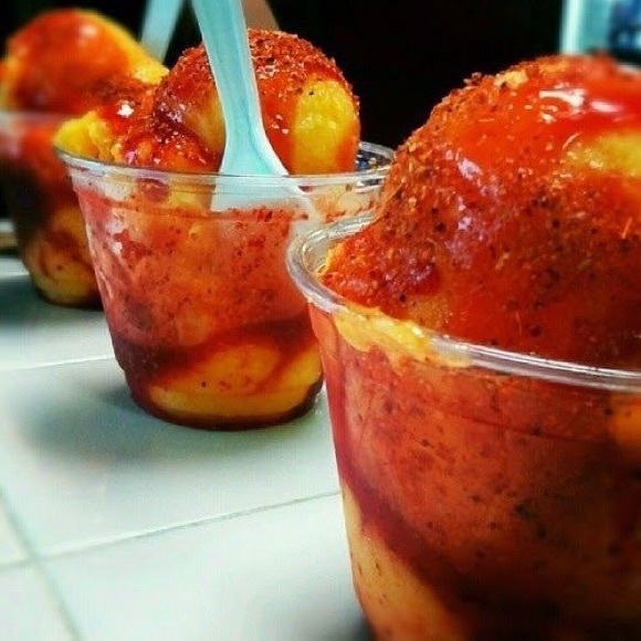 Profile Picture of Alex Brooker (@alexbrooker) on Poshmark