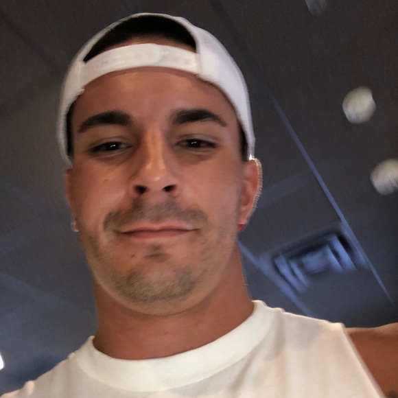 Profile Picture of Mike Kobeski (@philly1091) on Poshmark