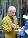 Profile Picture of Andrew Sachs - Wikipediaon Wikipedia