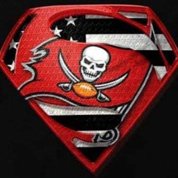 Profile Picture of David Green (@degreen1231123) on Poshmark