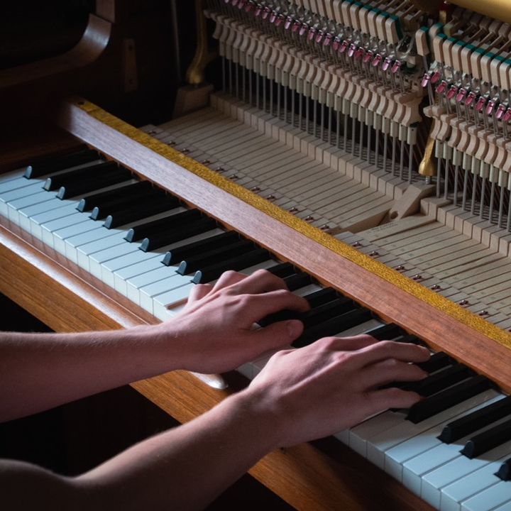 Profile Picture of Scott+chords (@scott_plays2) on Tiktok