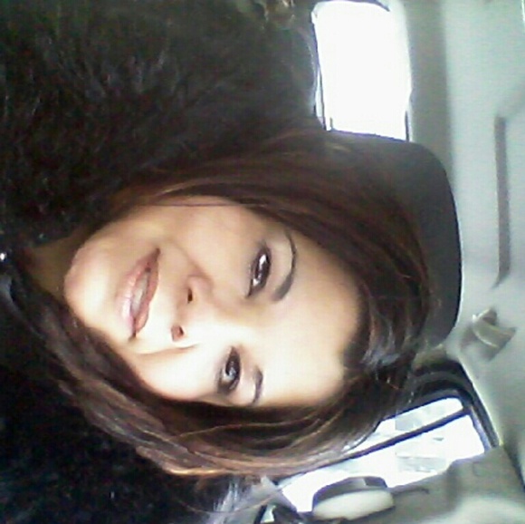 Profile Picture of Eustolia Garcia (@saphire1974) on Poshmark