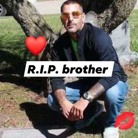 Profile Picture of Tonya Spradlin (@tonyaspradlin43) on Poshmark