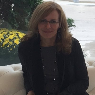 Profile Picture of Amy Braswell (@amylbraswell) on Twitter