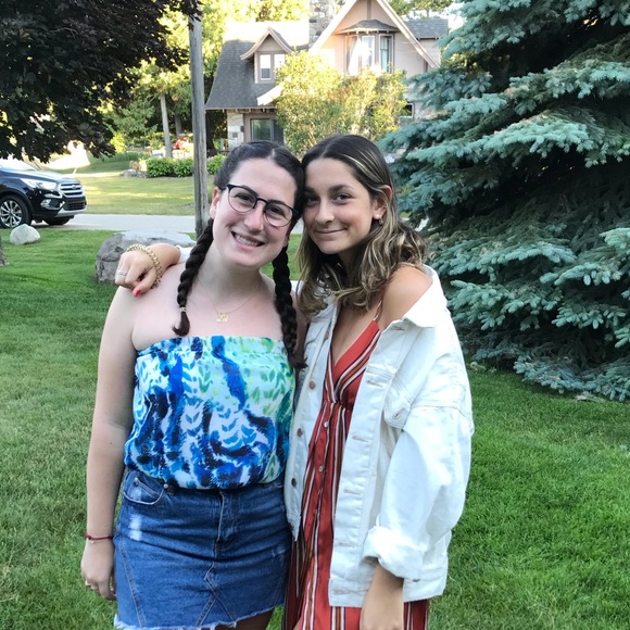 Profile Picture of Grace Sherbin (@sherbingrace) on Poshmark